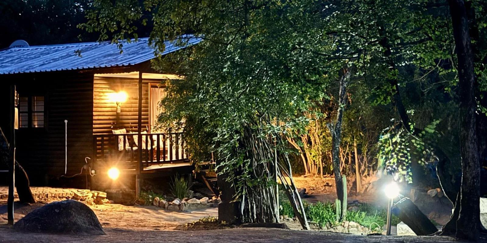 River Rock Lodge Парис Екстер'єр фото
